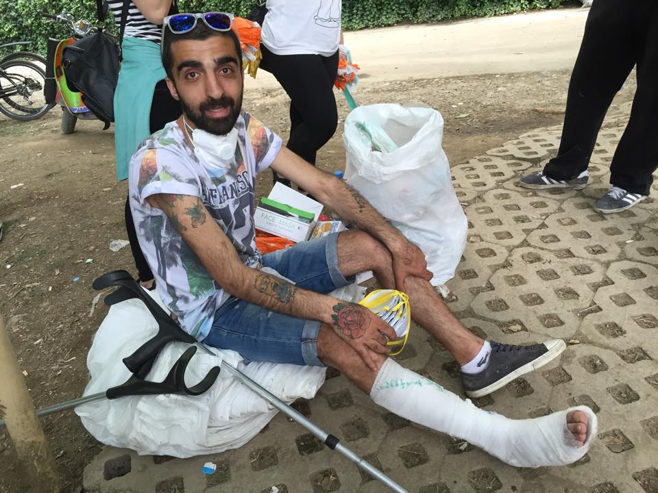 ჩვენი დროის კიდევ ერთი გმირი: ''სტიქიით ზონაში მუშაობდა, ფეხი მოიტეხა'' Rating